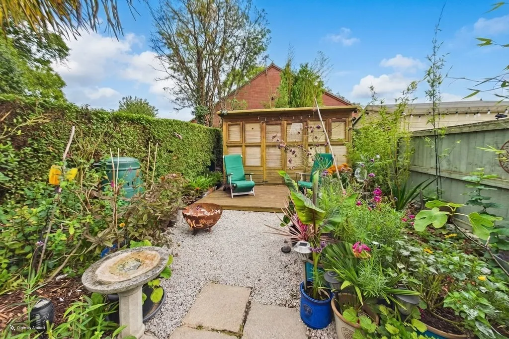King George Avenue, Loughborough, photo 15