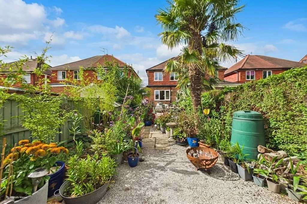 King George Avenue, Loughborough, photo 13