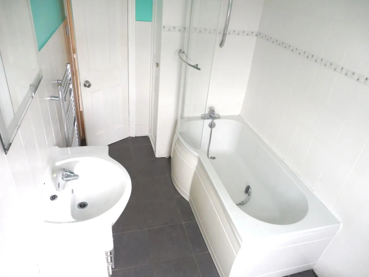 Cheltenham Place, Halifax, HX3, photo 7