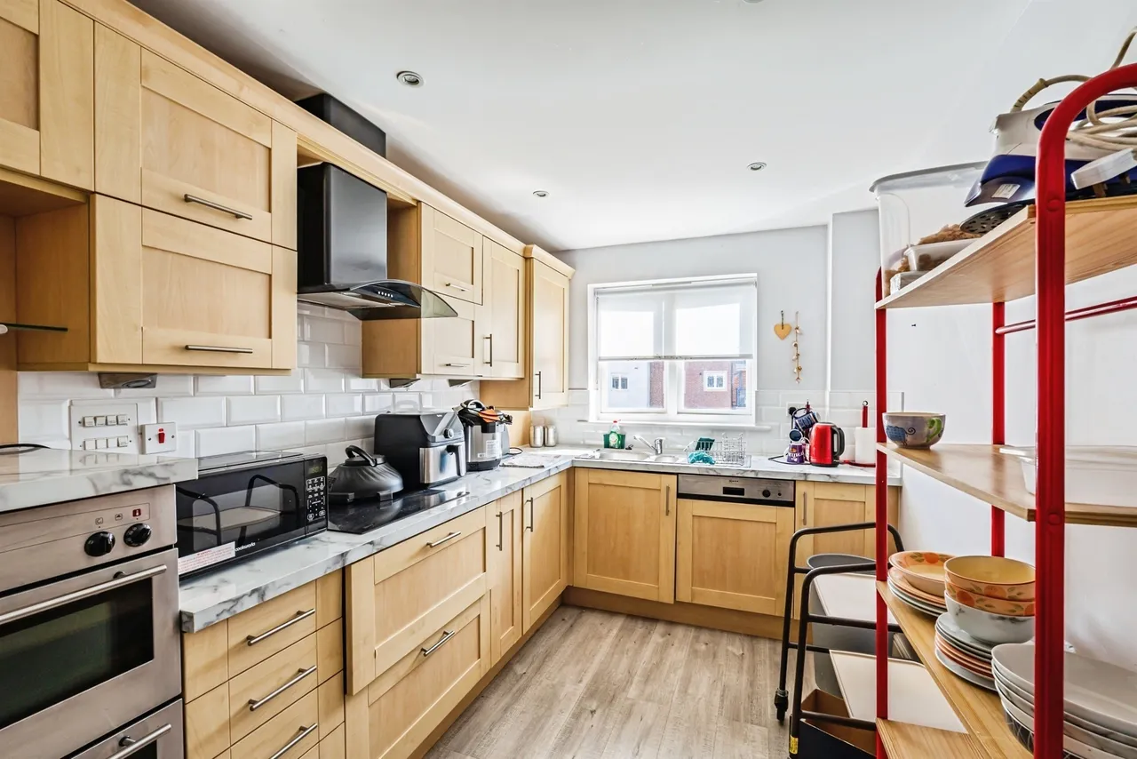 San Juan Court, Eastbourne, BN23, photo 7