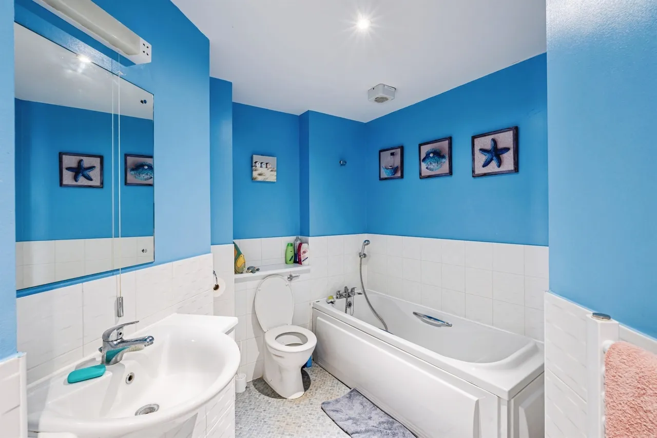 San Juan Court, Eastbourne, BN23, photo 3