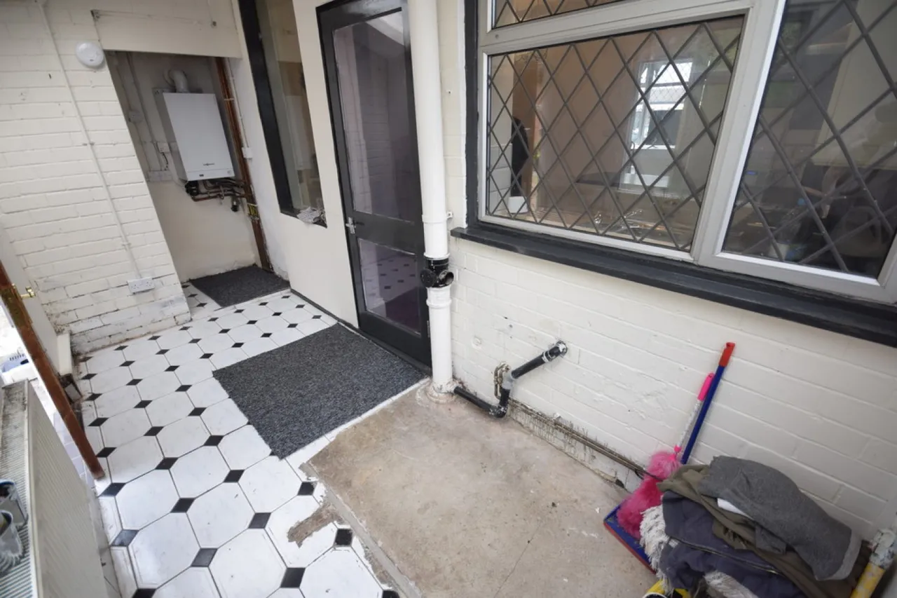 Longport Road, Burslem, ST6, photo 7