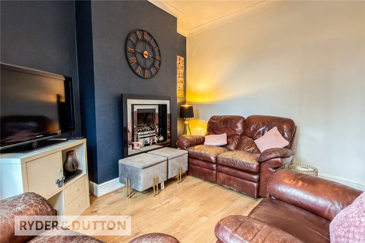 Nuthurst Road, New Moston, M40, photo 4