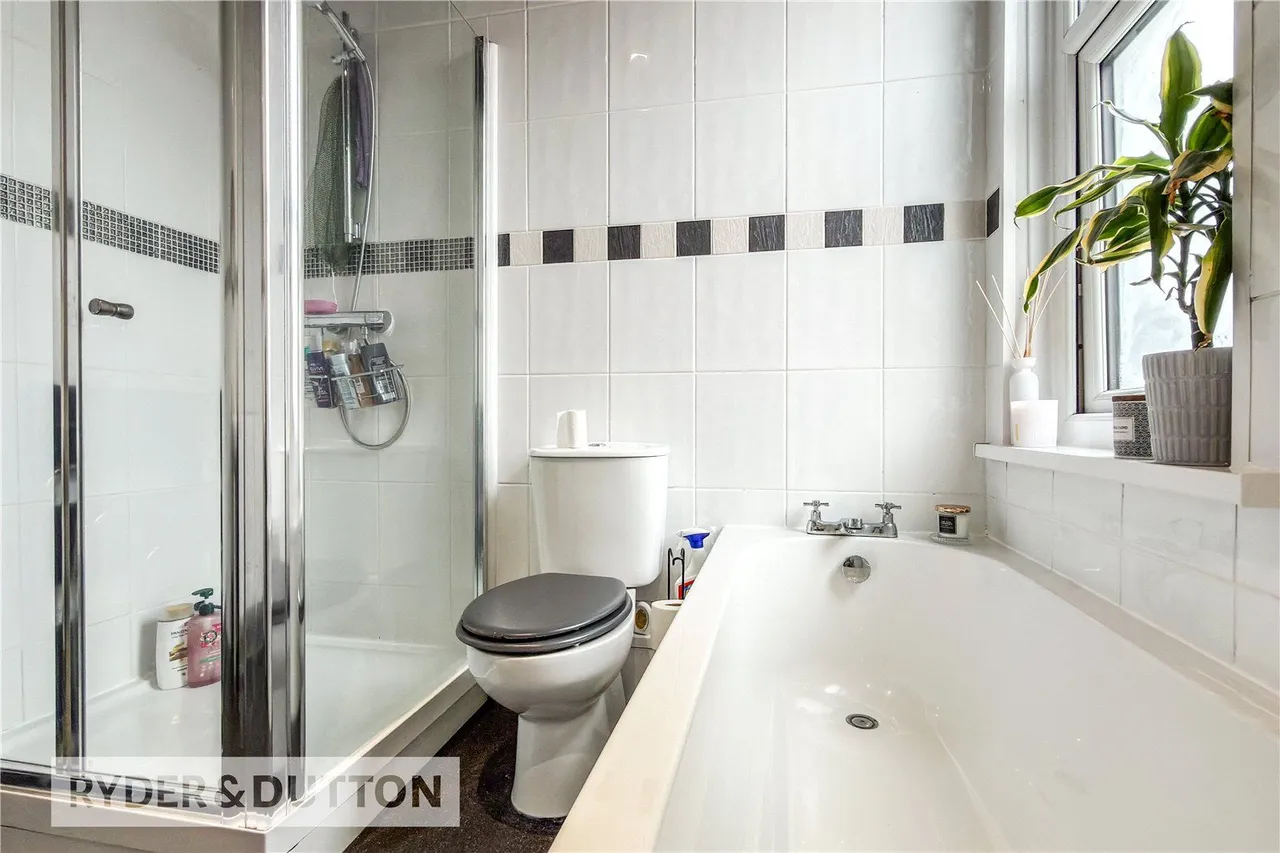 Nuthurst Road, New Moston, M40, photo 17