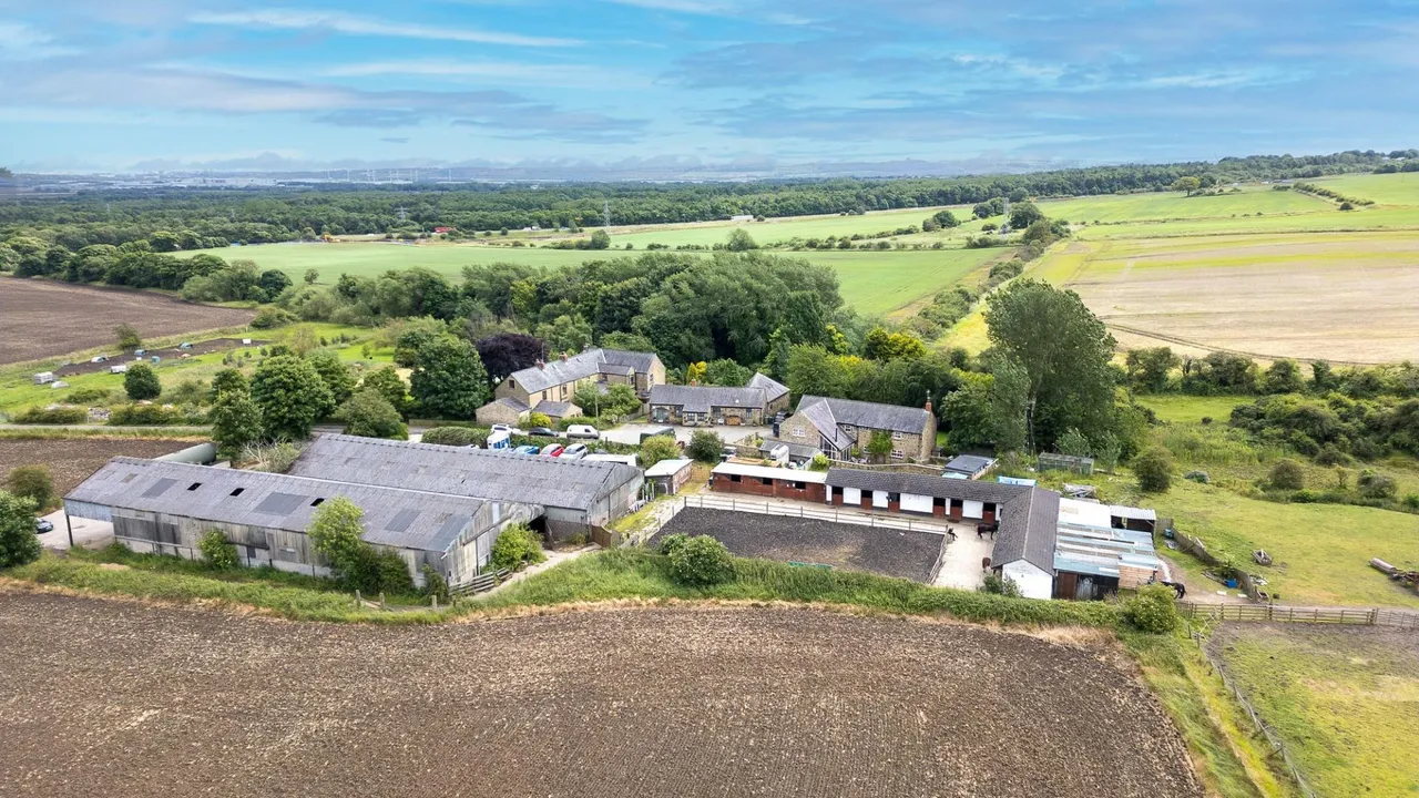 Leam Court, South Leam Farm, NE10, photo 28