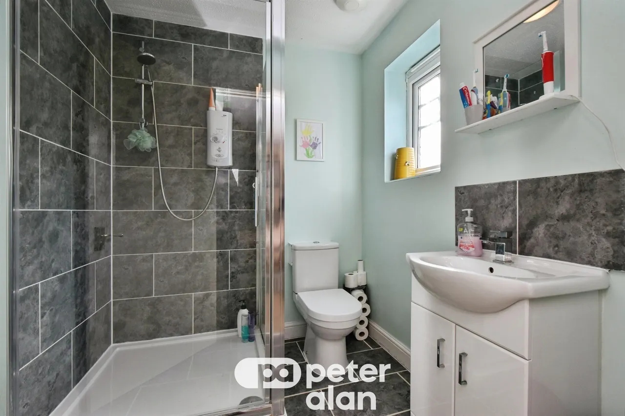 Springfield Gardens, Aberdare, CF44, photo 12