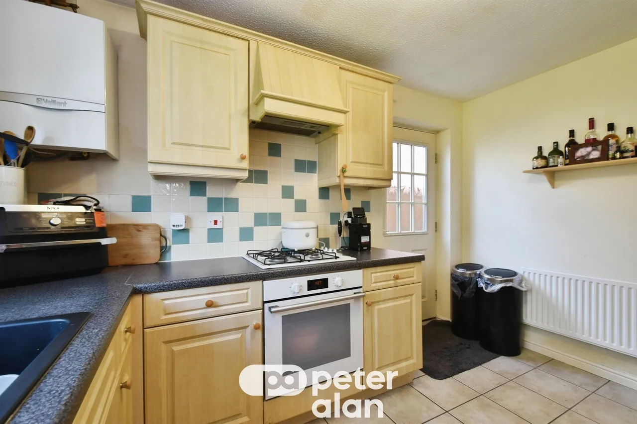 Springfield Gardens, Aberdare, CF44, photo 7