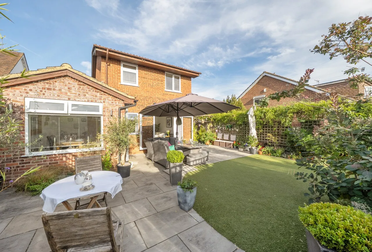 Reigate Road, Surrey, Hookwood, RH6 0AP, photo 8