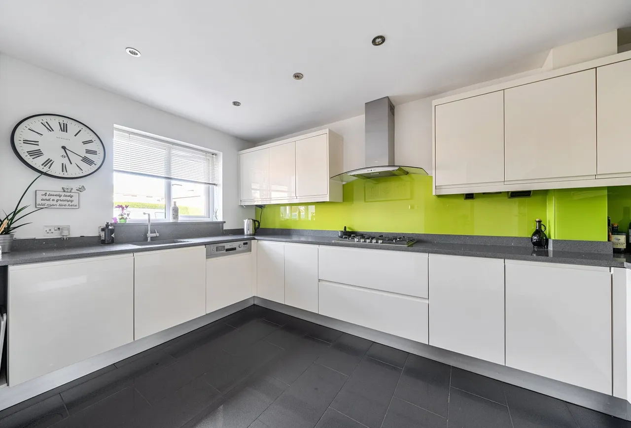 Reigate Road, Surrey, Hookwood, RH6 0AP, photo 23