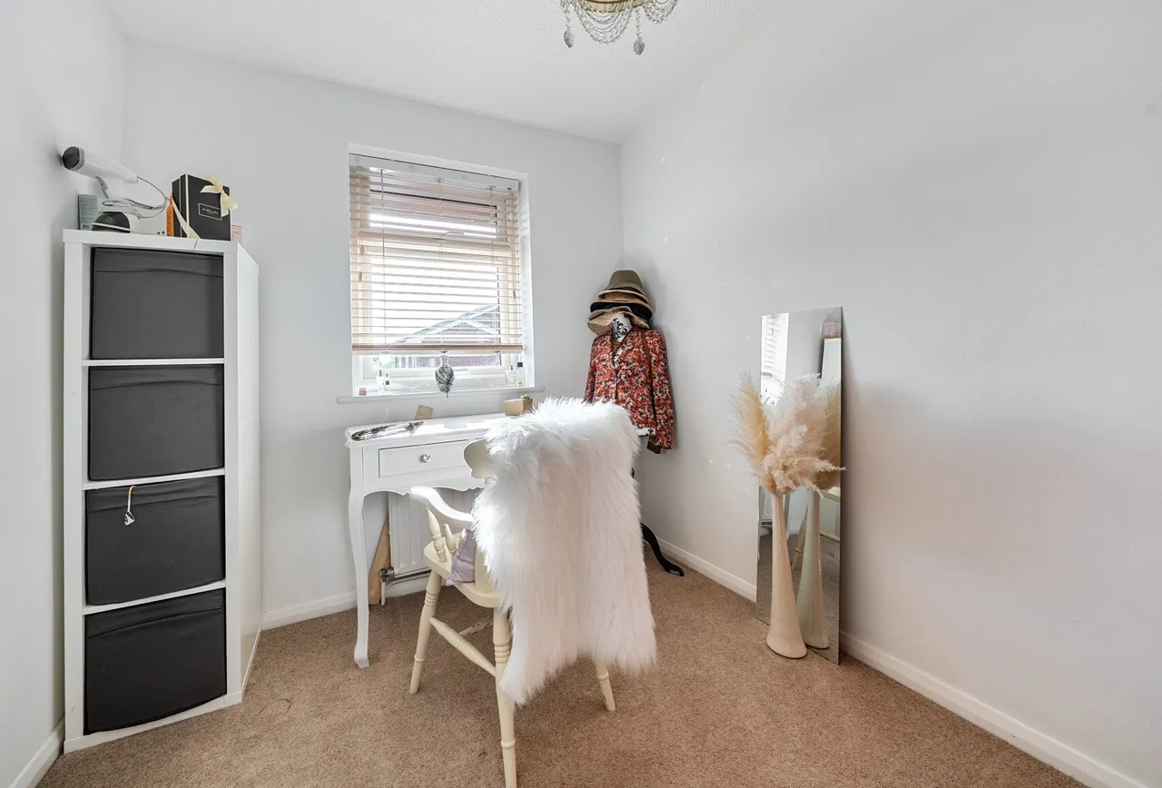 Reigate Road, Surrey, Hookwood, RH6 0AP, photo 13