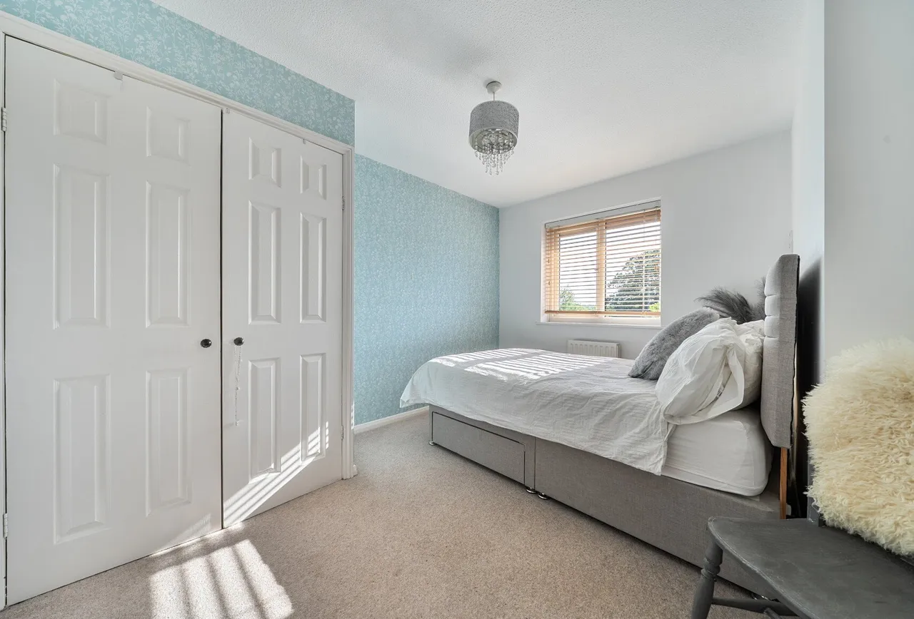 Reigate Road, Surrey, Hookwood, RH6 0AP, photo 15