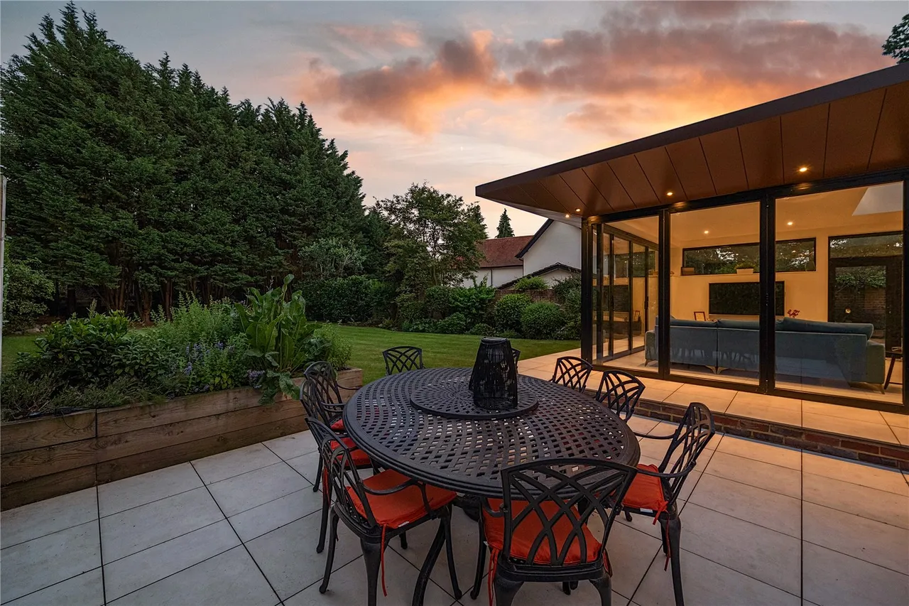 Tekels Avenue, Camberley, Surrey, GU15 2LB, photo 44