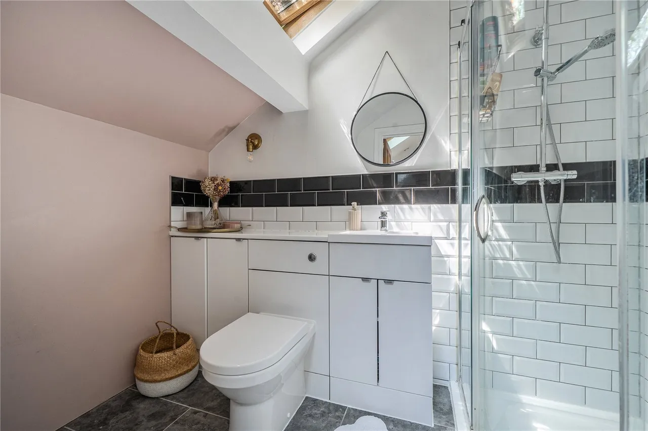 Tekels Avenue, Camberley, Surrey, GU15 2LB, photo 37
