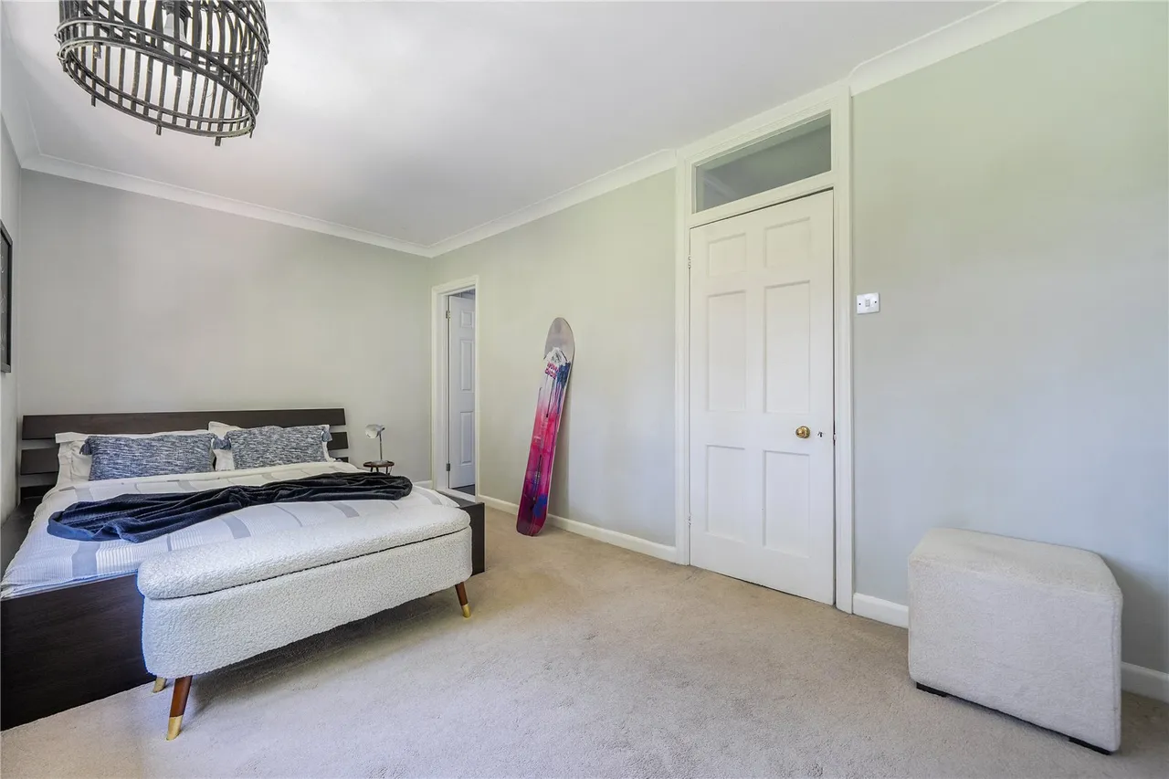Tekels Avenue, Camberley, Surrey, GU15 2LB, photo 32