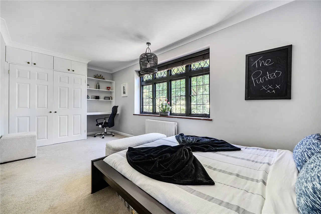 Tekels Avenue, Camberley, Surrey, GU15 2LB, photo 34