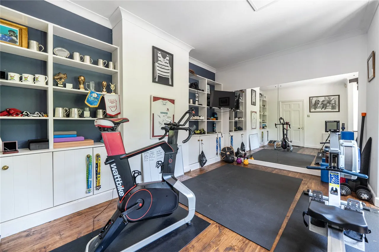 Tekels Avenue, Camberley, Surrey, GU15 2LB, photo 17