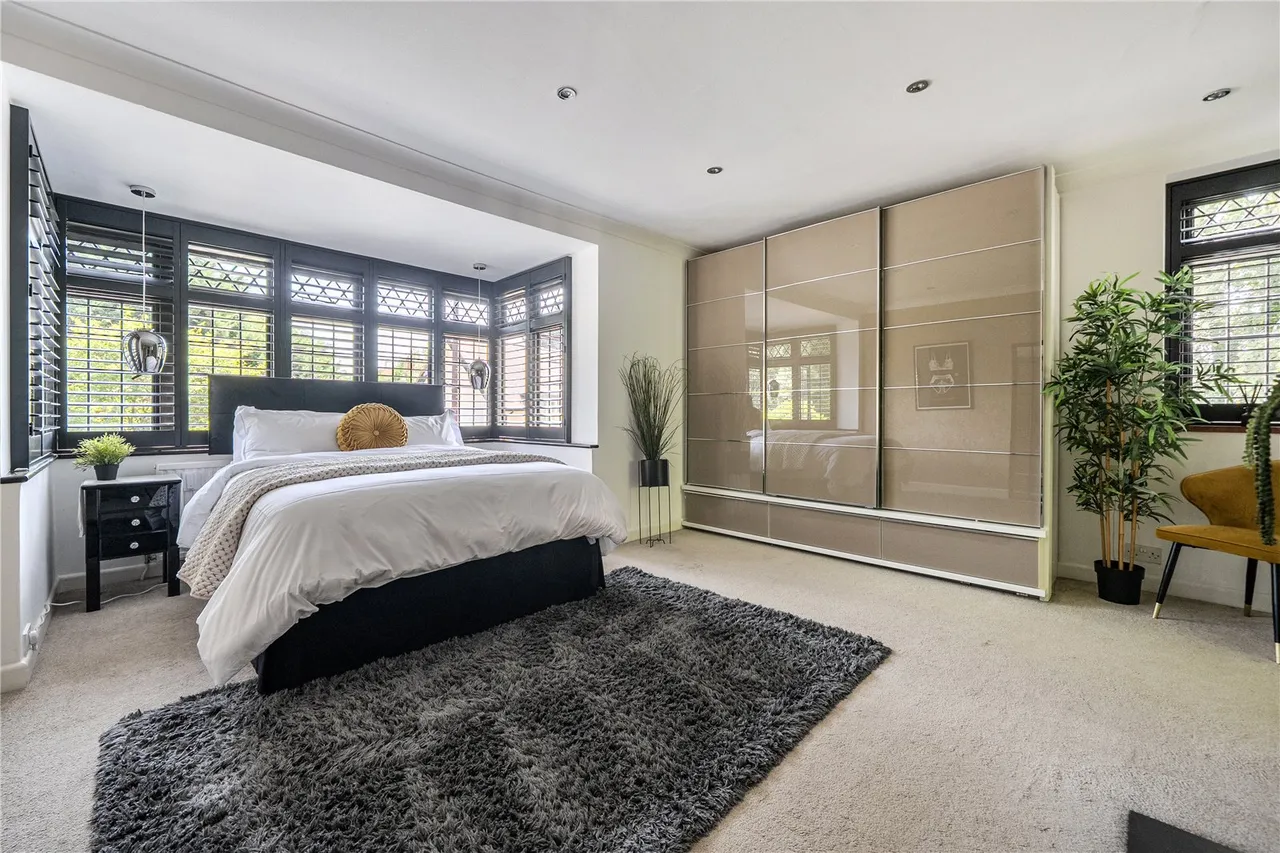 Tekels Avenue, Camberley, Surrey, GU15 2LB, photo 5