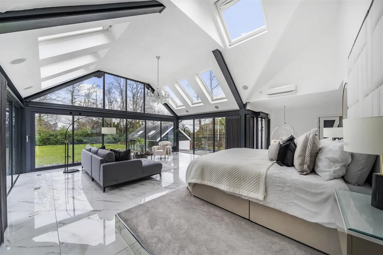 Dodwell Lane, Bursledon, photo 11