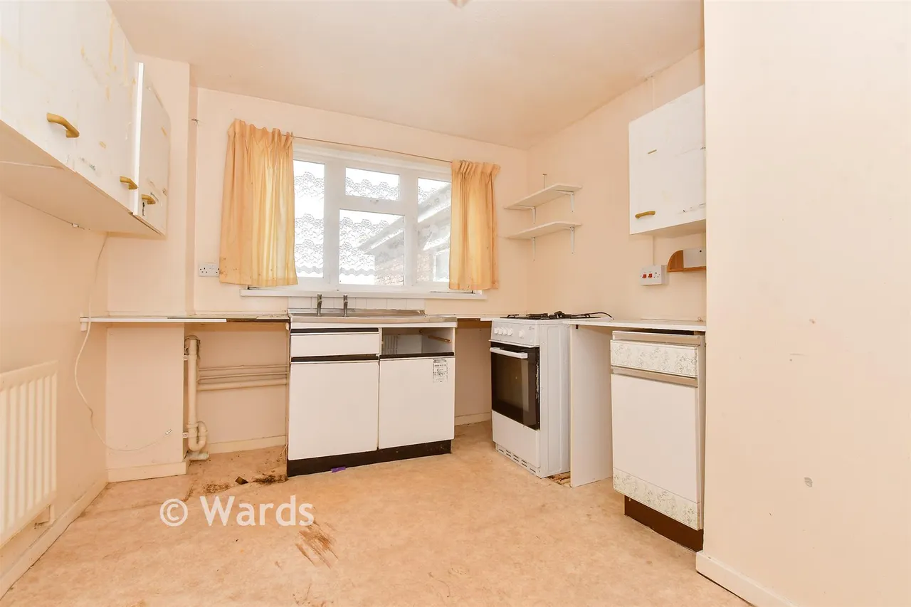 Leivers Road, Deal, CT14, photo 2