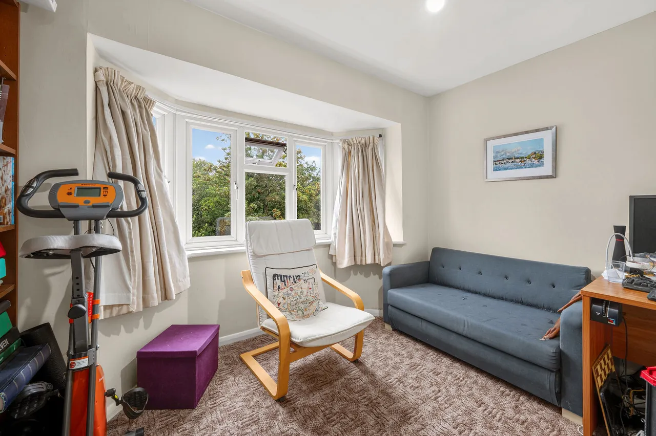 South Bank, Surbiton, KT6, photo 8