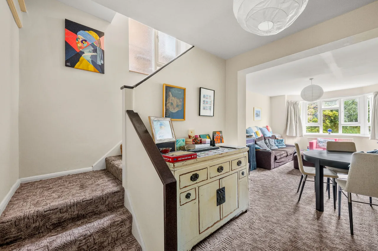 South Bank, Surbiton, KT6, photo 5