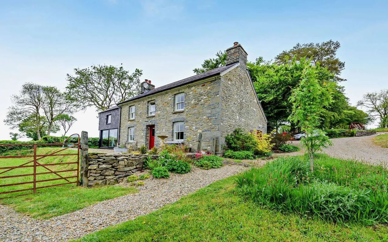 Gwyddgrug, Pencader, Carmarthenshire, SA39 9BL, photo 4