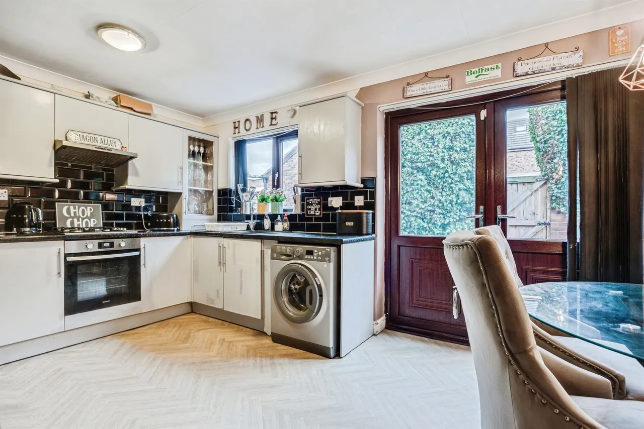 Atkinson Court, Normanton, WF6, photo 4