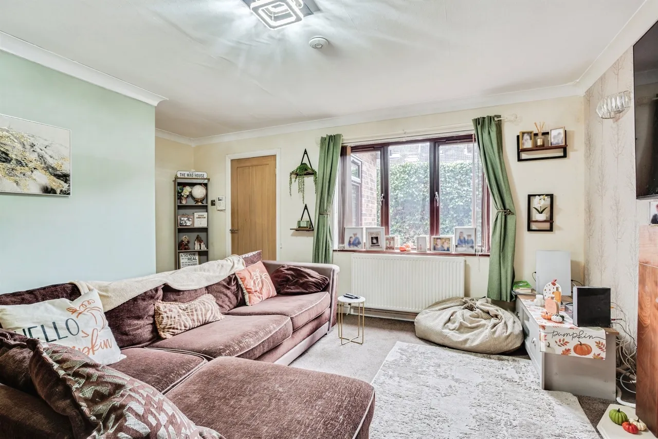 Atkinson Court, Normanton, WF6, photo 6
