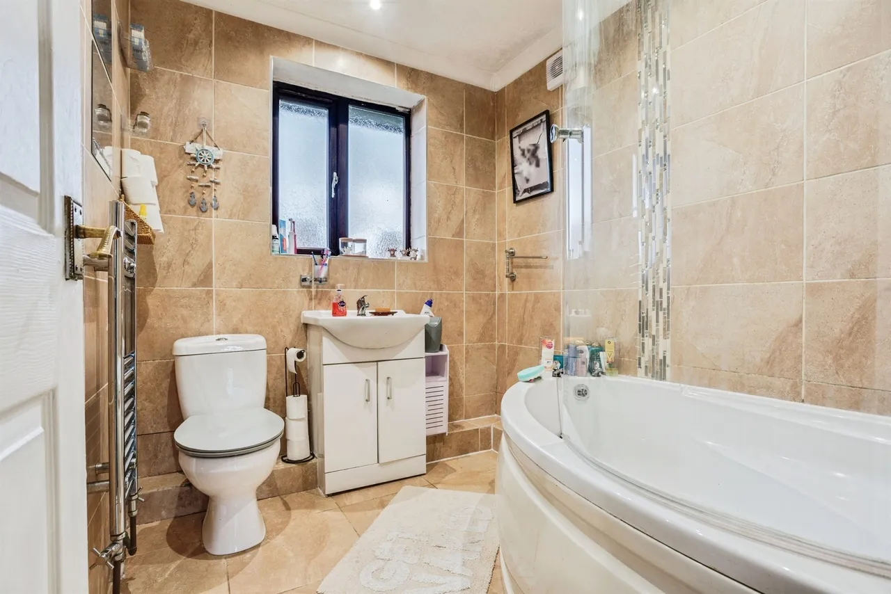 Atkinson Court, Normanton, WF6, photo 14