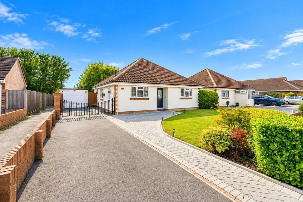 3 bed house for sale, Gilwynes, Bognor Regis, PO21