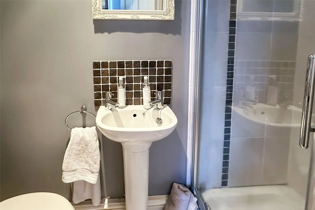 Rustington, Littlehampton, BN16, photo 24