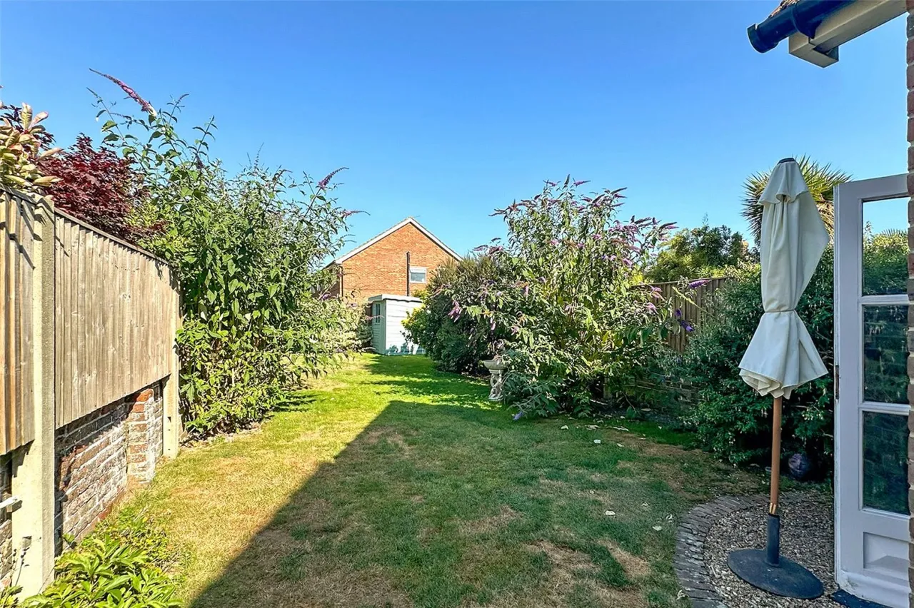 Rustington, Littlehampton, BN16, photo 10