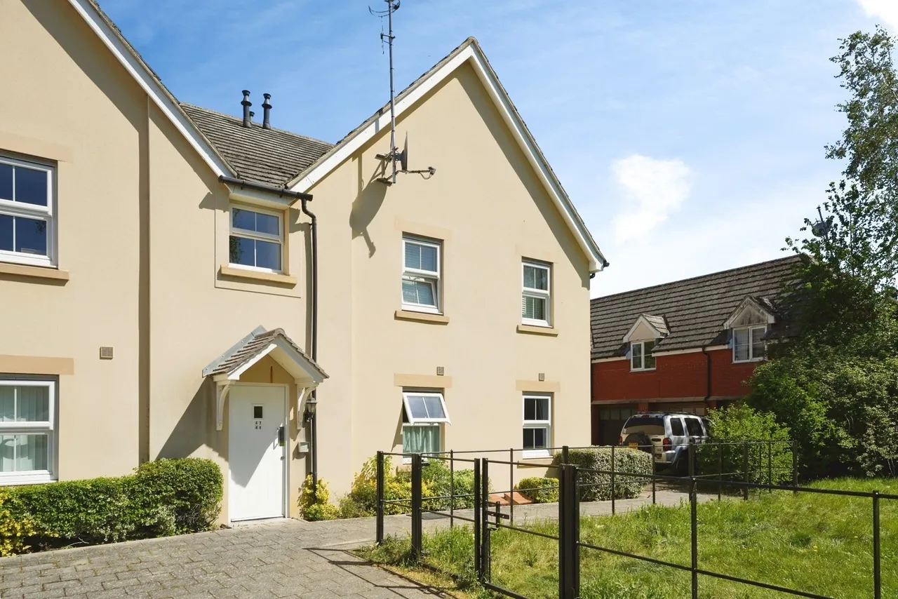 Appleyard Close, Cheltenham, GL51, photo 8