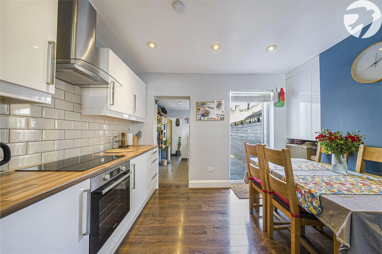 Knockhall Chase, Greenhithe, DA9, photo 2