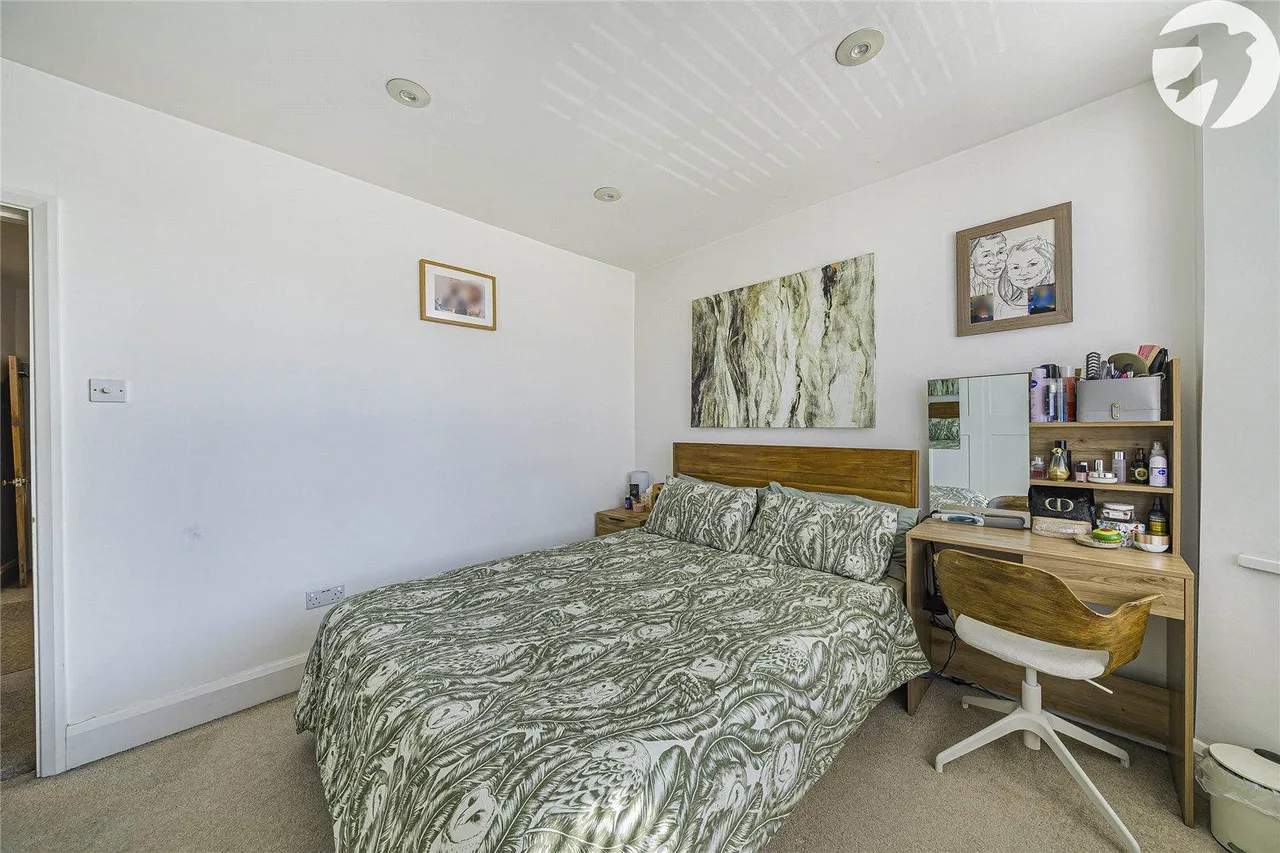 Knockhall Chase, Greenhithe, DA9, photo 9