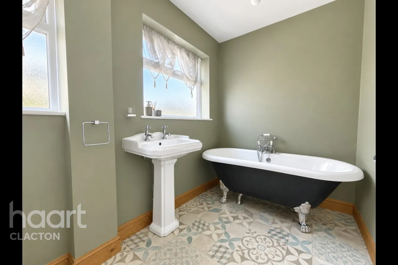 Amerells Road, Clacton-On-Sea, CO16, photo 6