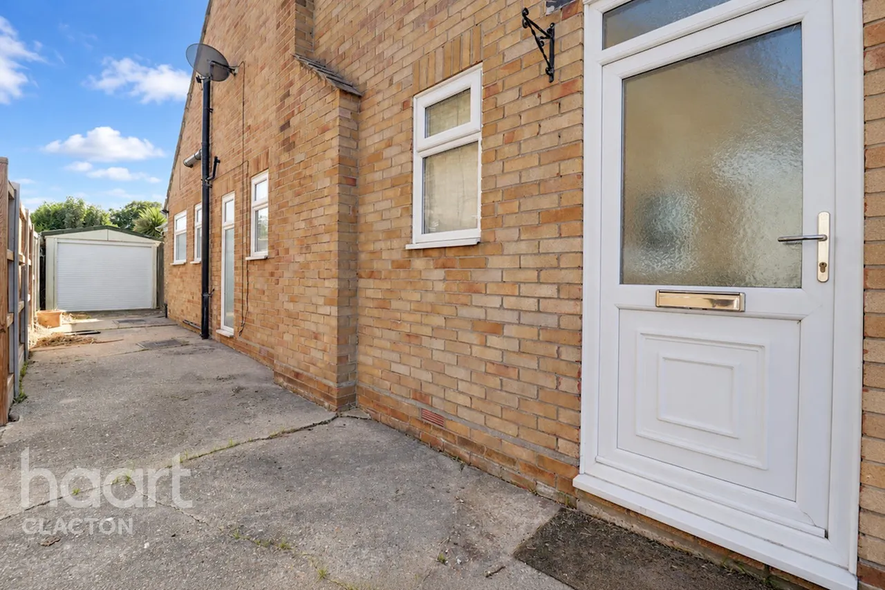 Amerells Road, Clacton-On-Sea, CO16, photo 13