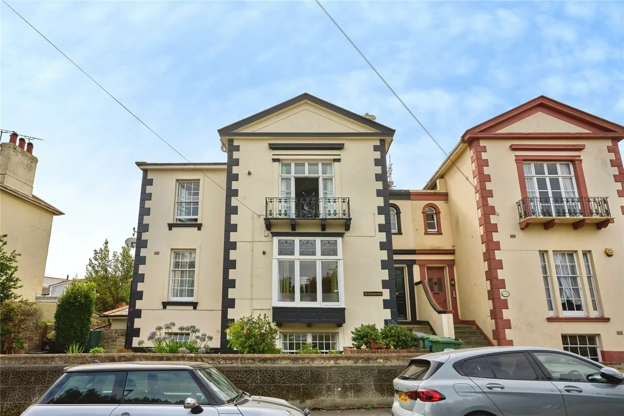 1 bed flat for sale, John Street, Ryde, PO33