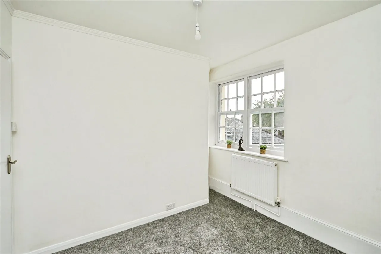 John Street, Ryde, PO33, photo 8