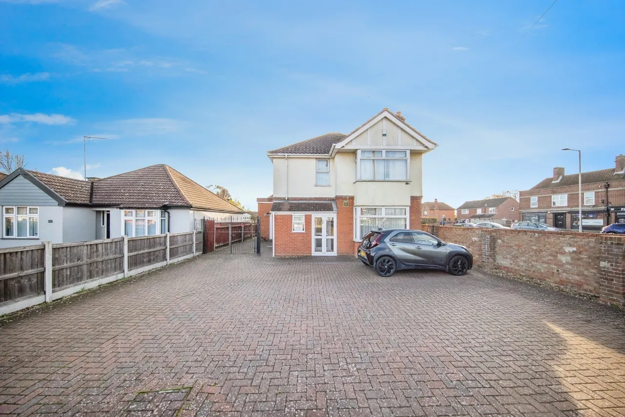 Foxhall Road, IPSWICH, Suffolk, IP3, photo 17