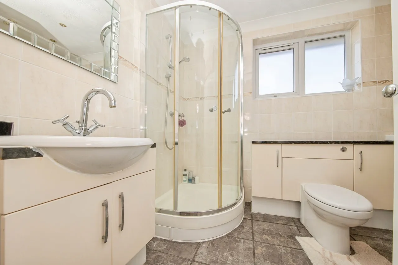 Foxhall Road, IPSWICH, Suffolk, IP3, photo 16