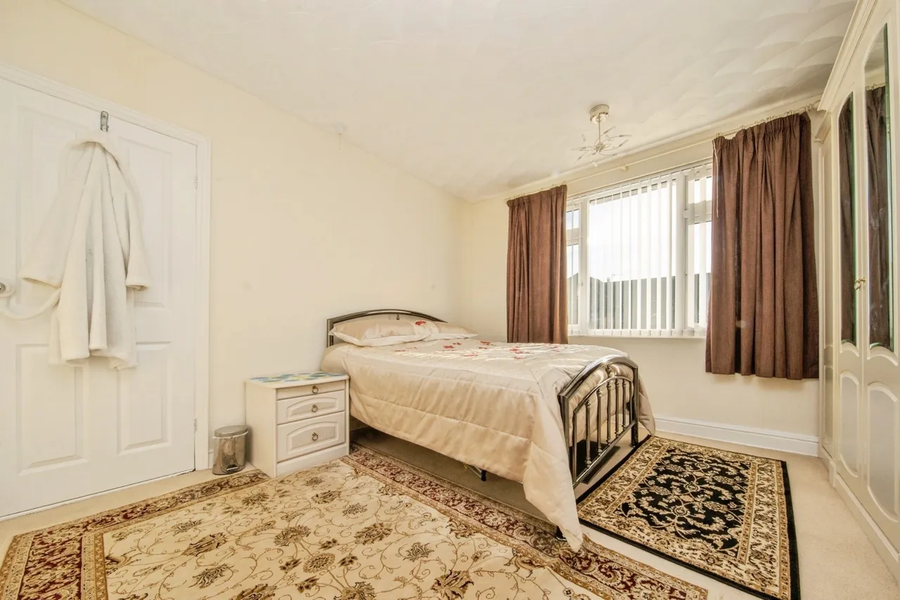 Foxhall Road, IPSWICH, Suffolk, IP3, photo 10