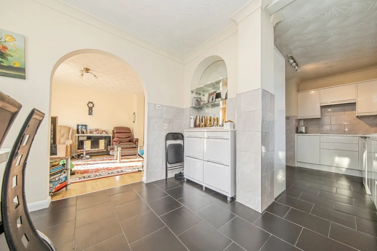 Foxhall Road, IPSWICH, Suffolk, IP3, photo 3
