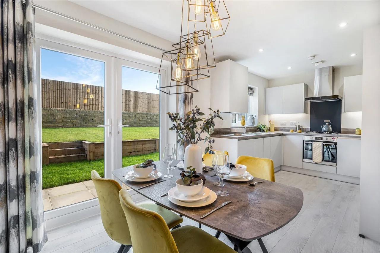 Standenhall Drive, Burnley, BB10, photo 2