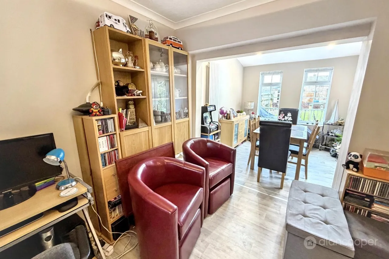Wenlock Way, Church Farm, CV10, photo 5