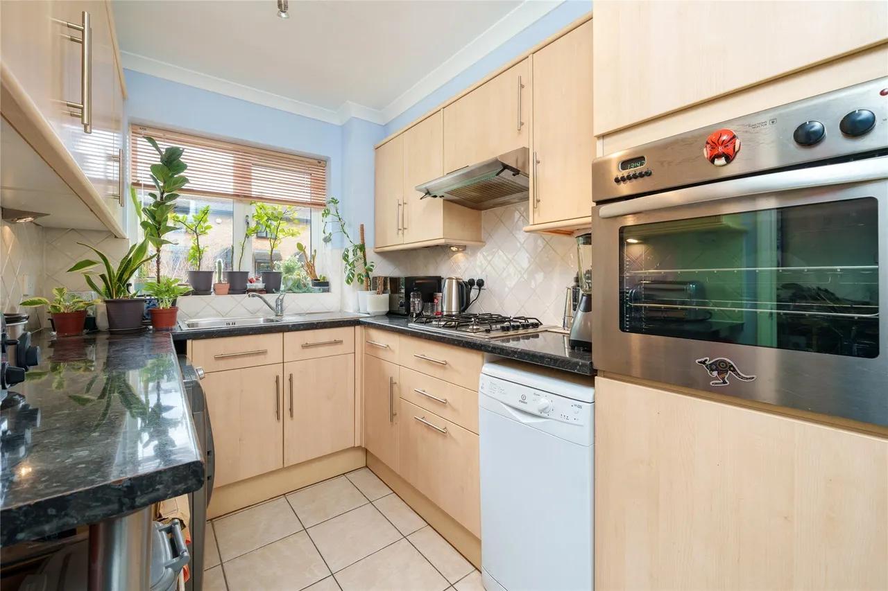Bowman Mews, Southfields, London, SW18, photo 3