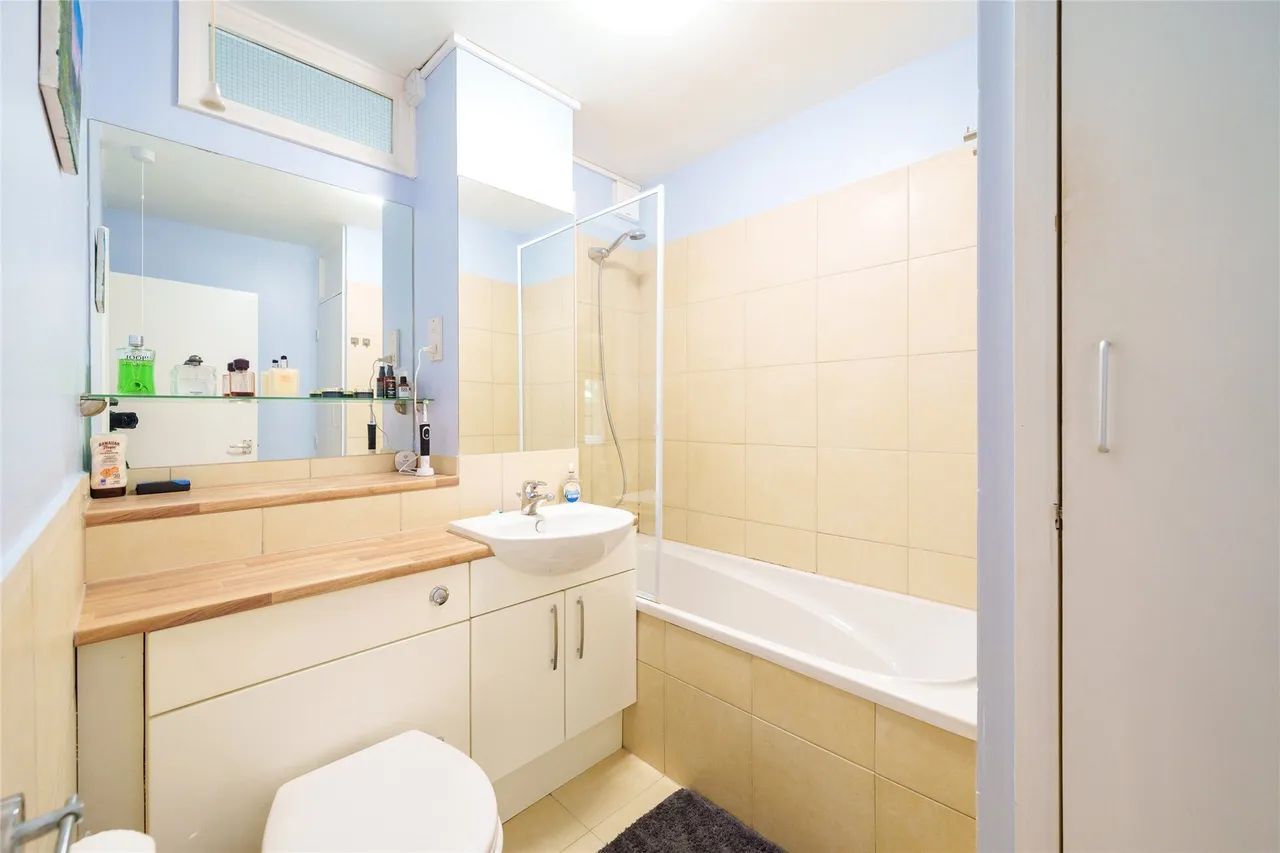 Bowman Mews, Southfields, London, SW18, photo 5