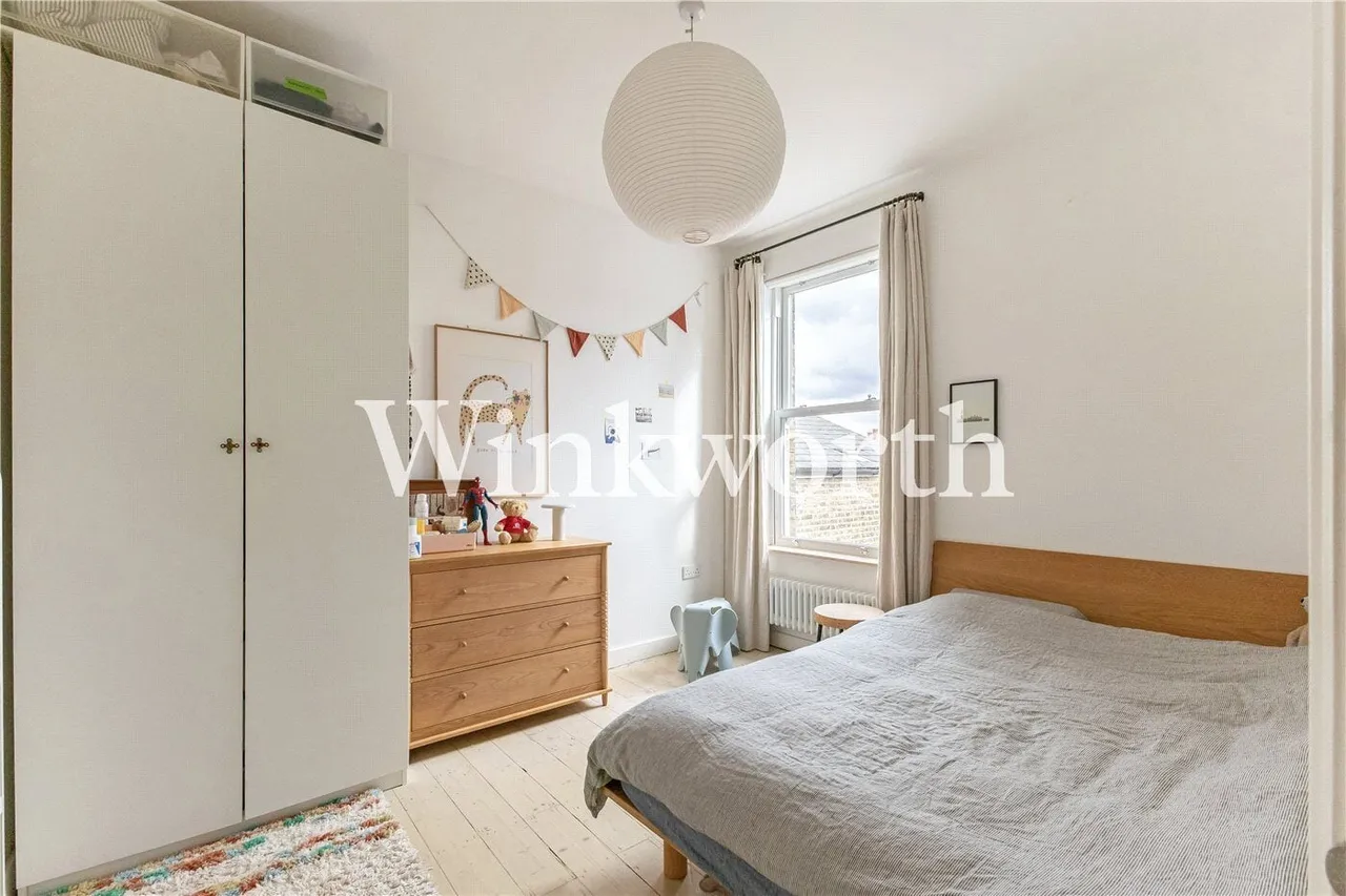 Greyhound Road, London, N17, photo 16