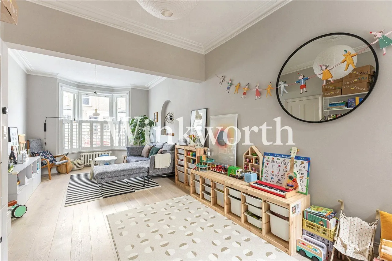 Greyhound Road, London, N17, photo 7