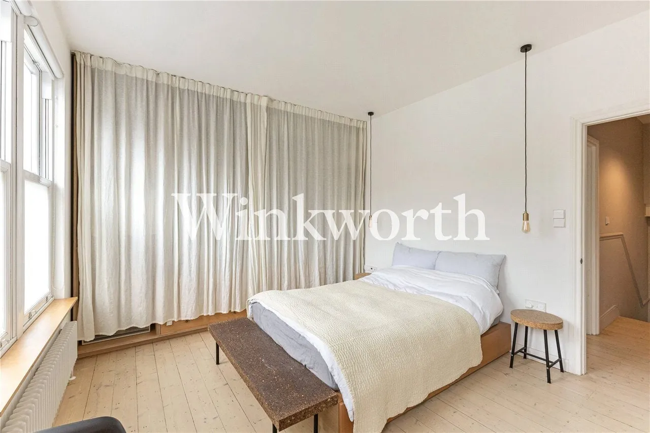 Greyhound Road, London, N17, photo 14